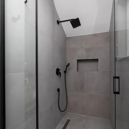 Daire Bracholet Supetar